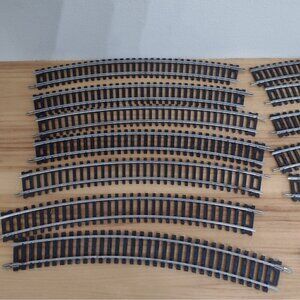 Lot Of 13 Feller Garnet Italy HO Scale Model Train Tracks Curved Staright